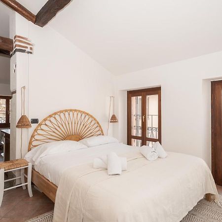 Apartamento Cozy Studio In Old Town Como Exterior foto